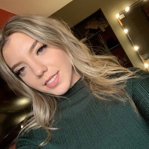 Meet your Posher, Nicole